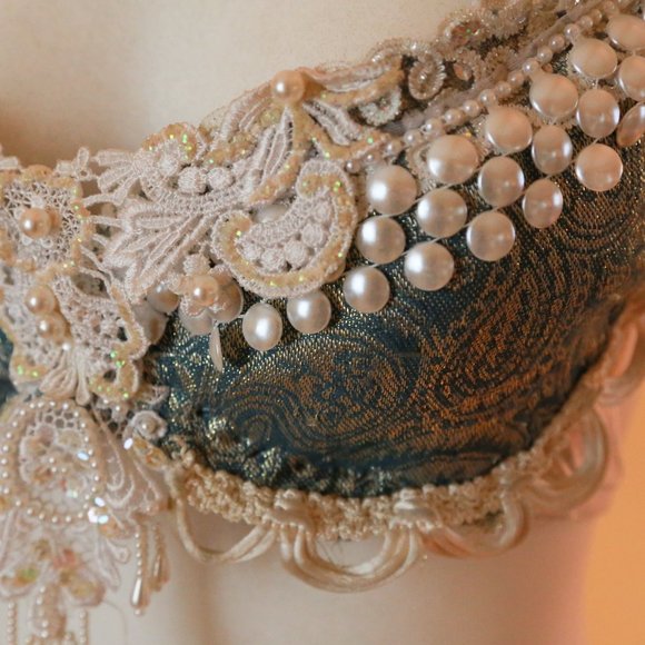 Blue-White-Silver Hand Crafted Belly Dance Top - Picture 4 of 9